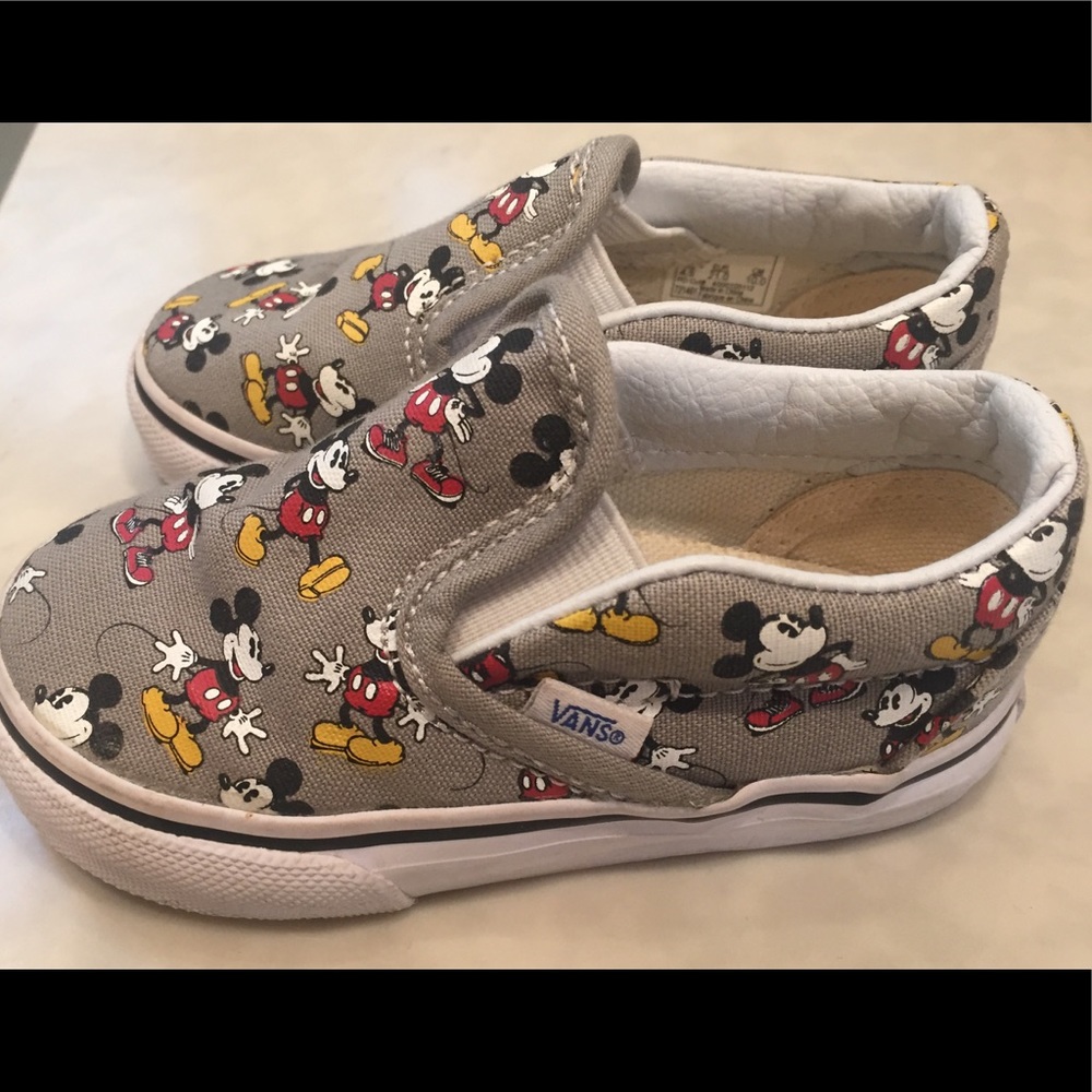 Baby vans Mickey Mouse size 5